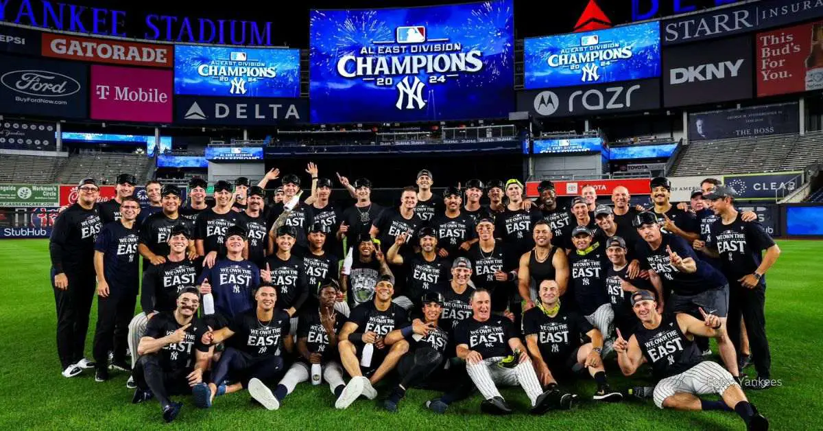 New York Yankees celebrando en Yankee Stadium