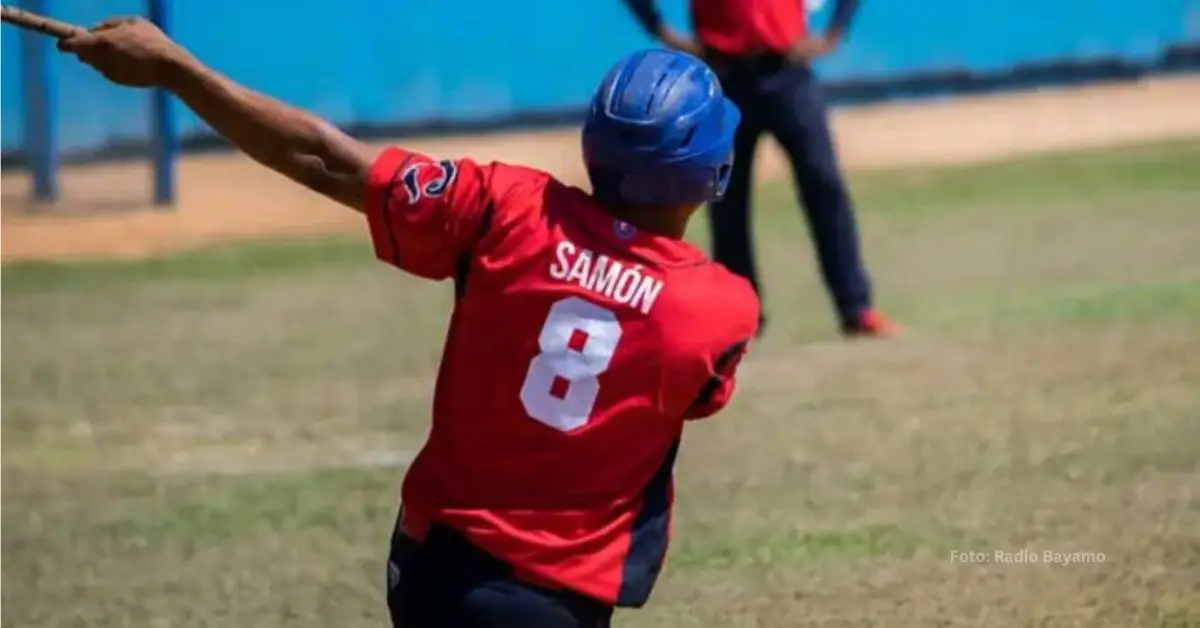 Yordanis Samón con el uniforme de Cuba