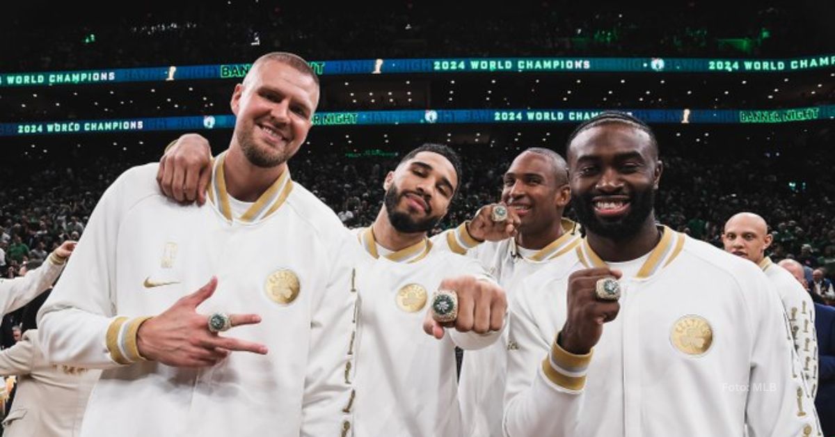 Boston Celtics otorgó a sus jugadores los anillos de campeones en la previa