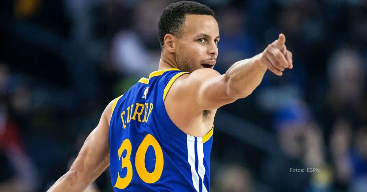 Stephen Curry con Golden State Warriors