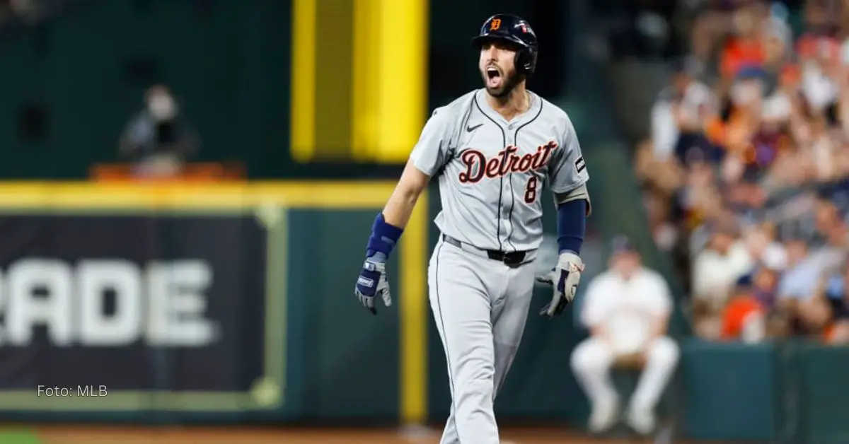 Bateador de Detroit Tigers celebrando una acción positiva en inicio de postemporada ante Houston Astros