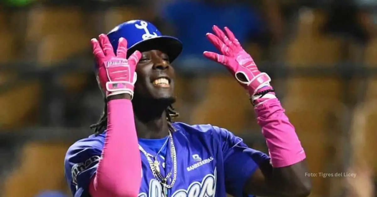 Elly De La Cruz con Tigres del Licey