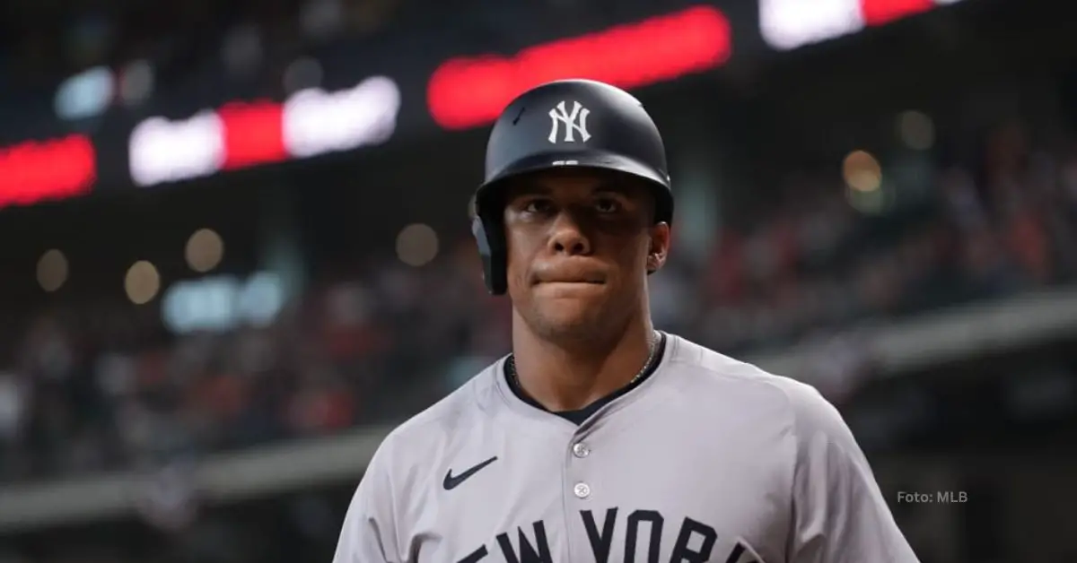 Dominicano Juan Soto camino a dugout de New York Yankees