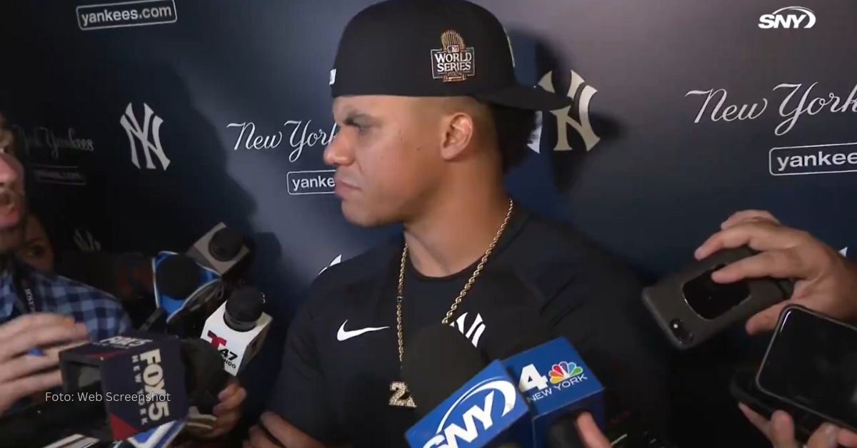 Juan Soto en rueda de prensa con Yankees