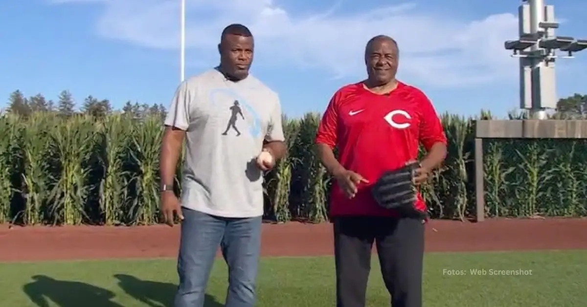 Ken Griffey Jr. junto a su padre