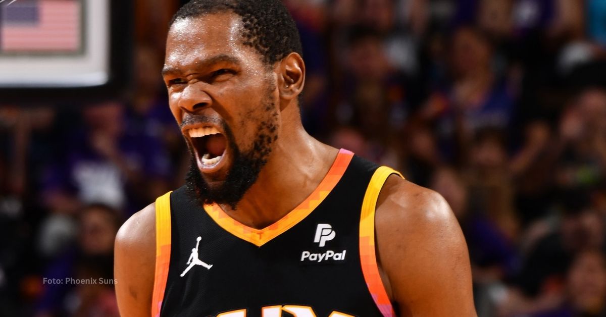 Kevin Durant celebrando un triunfo de Phoenix Suns