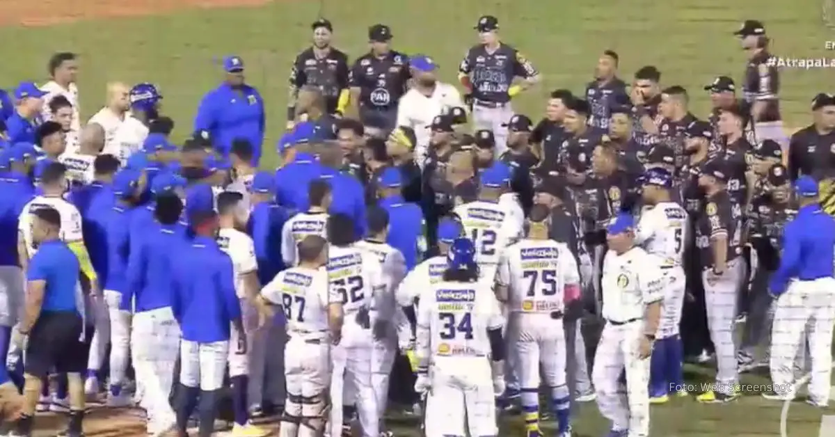 Leones del Caracas vs Navegantes del Magallanes