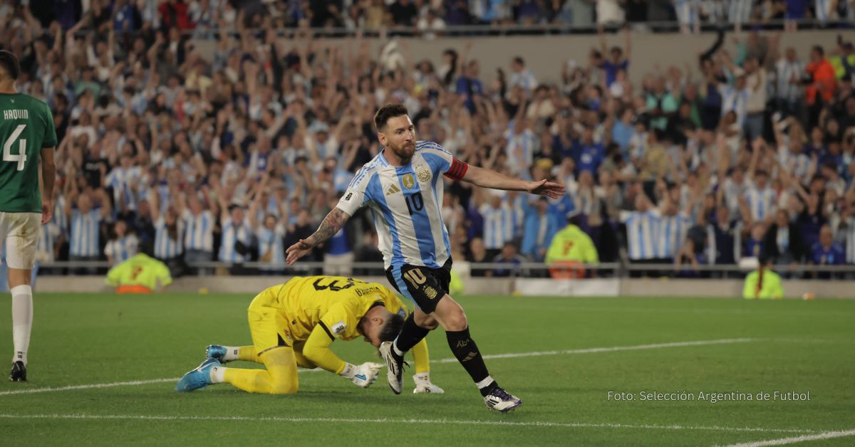 Lionel Messi celebrando con Argentina