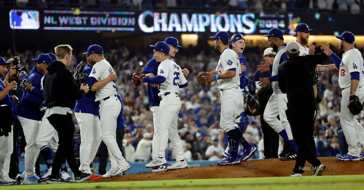 Los Angeles Dodgers celebrando el pase a la siguiente fase