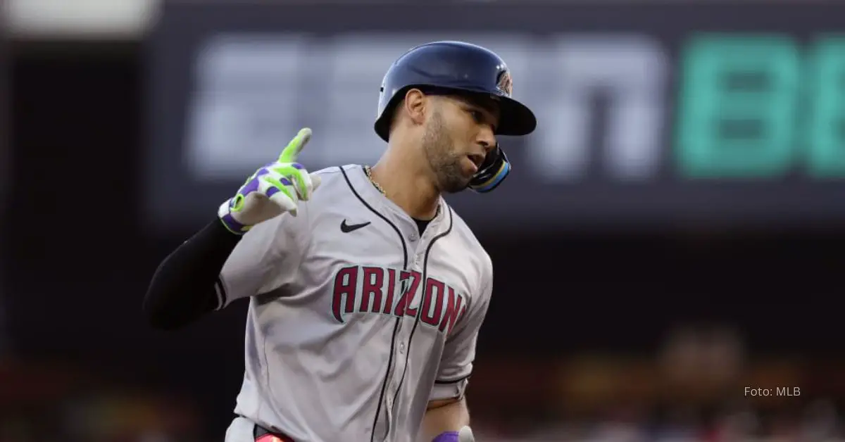 Yuli Gurriel y Lourdes Gurriel Jr