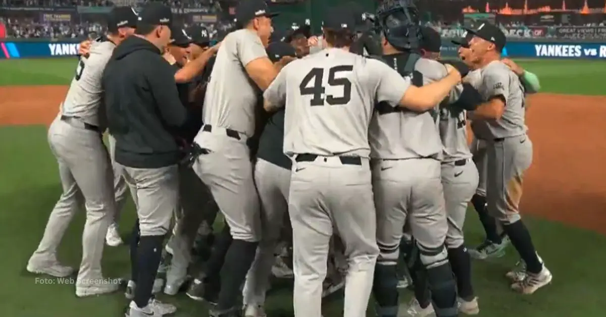 New York Yankees celebrando clasificación a Serie de Campeonato 2024