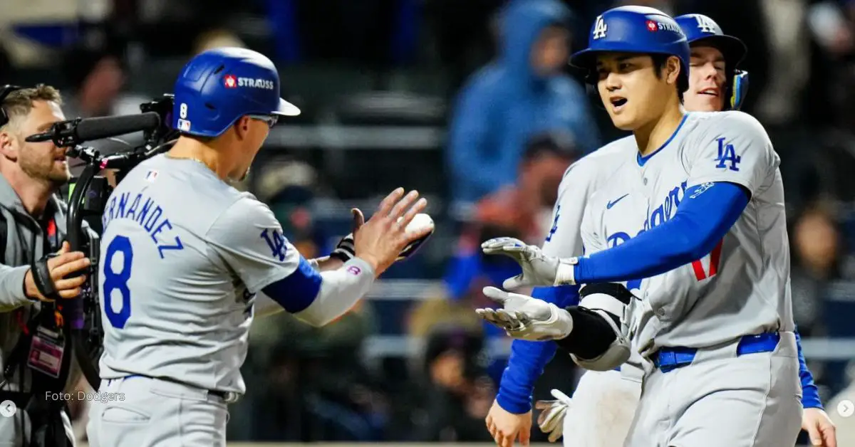 Shohei Ohtani celebrando