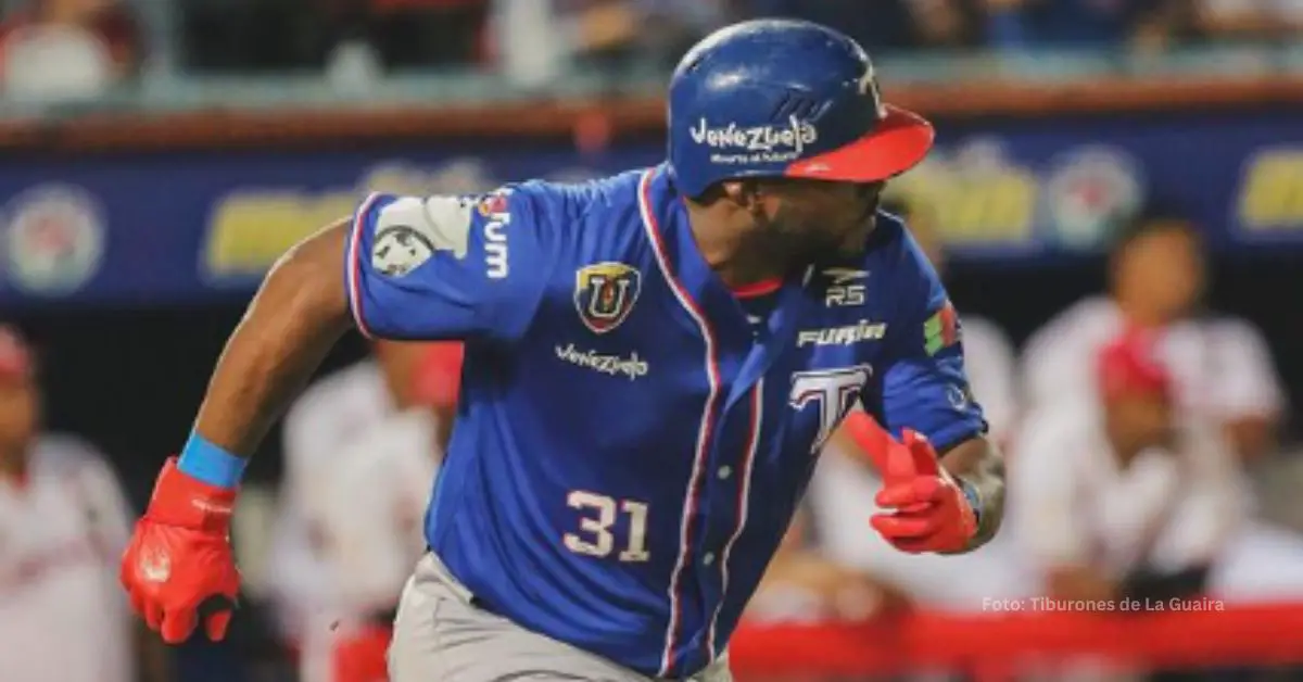 Yasiel Puig con Tiburones de La Guaira