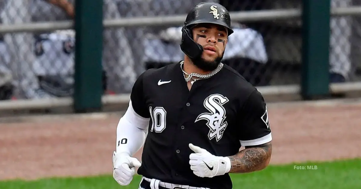 Yoan Moncada corriendo con Chicago White Sox en MLB 2024