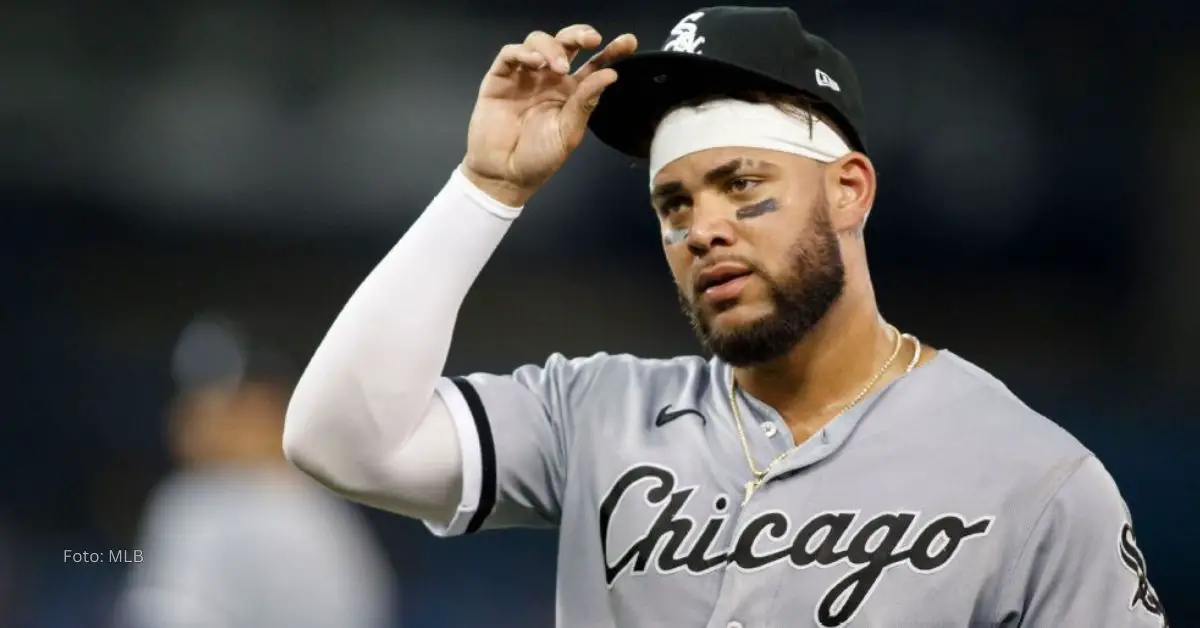 Yoan Moncada con el uniforme de Chicago White Sox