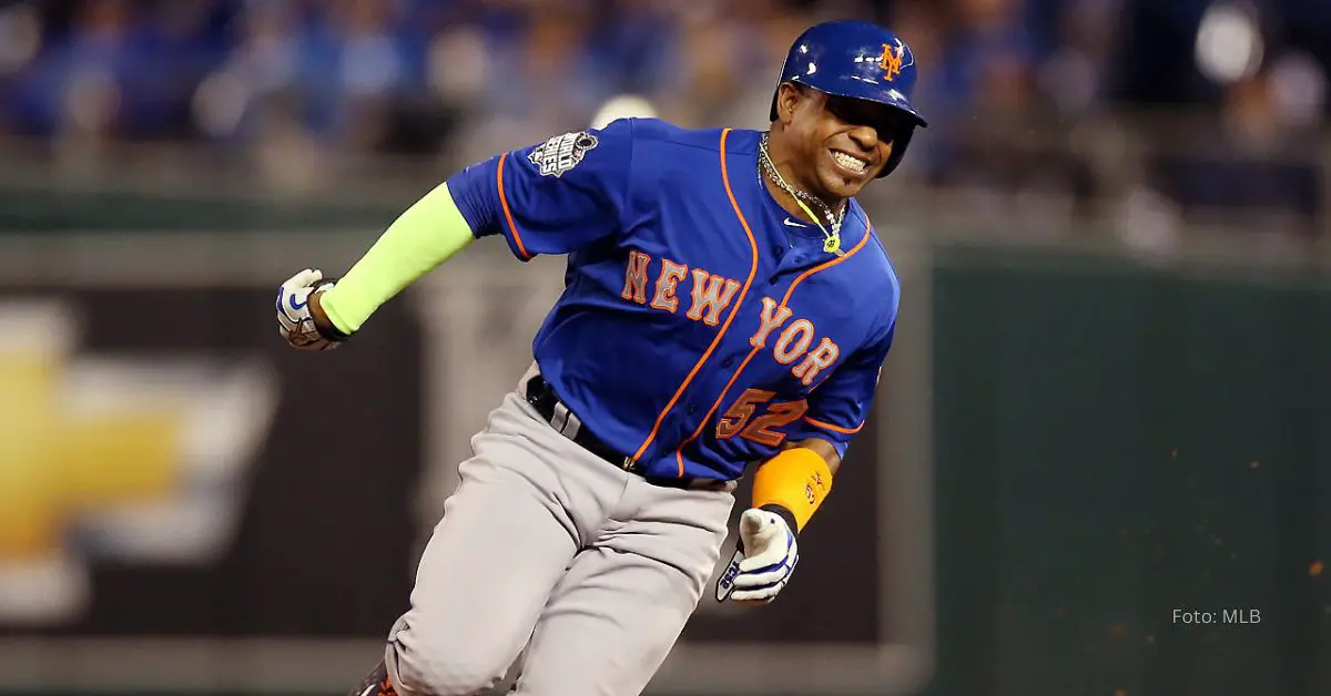 Yoenis Céspedes con el uniforme de New York Mets