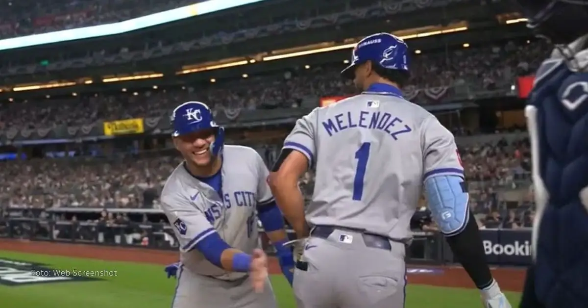 Yuli Gurriel y MJ Melendez