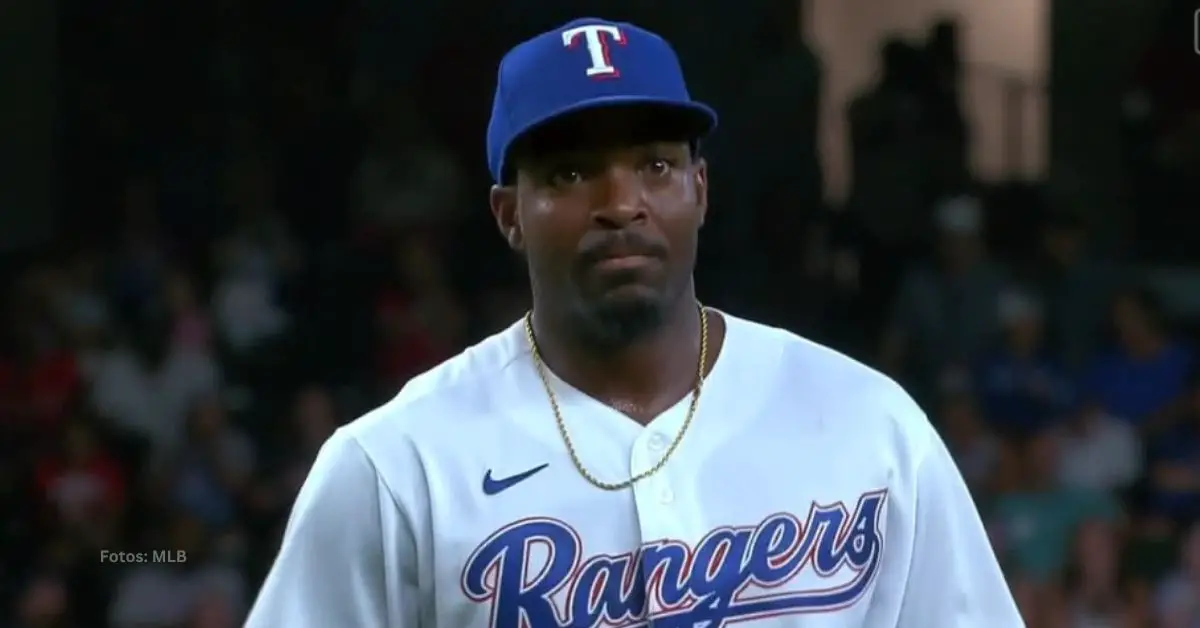 Alex Speas con el uniforme de Texas Rangers en MLB. Minnesota Twins