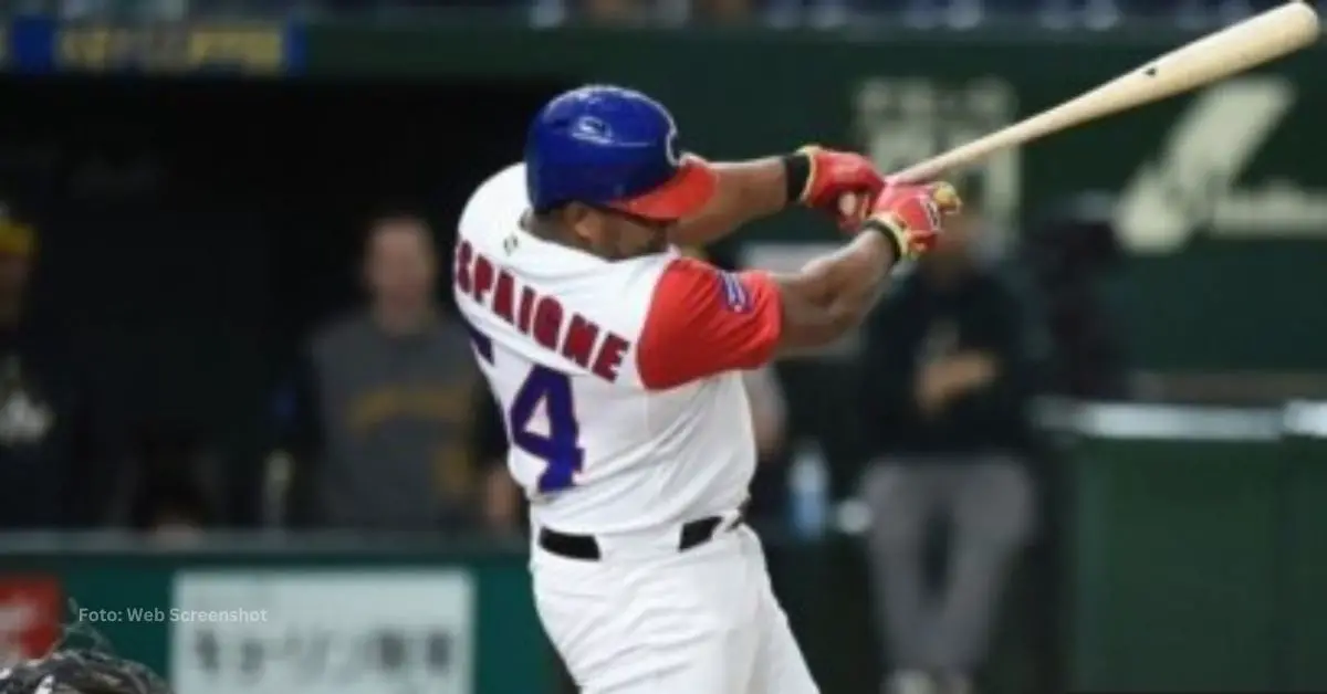 Alfredo Despaigne con el equipo Cuba