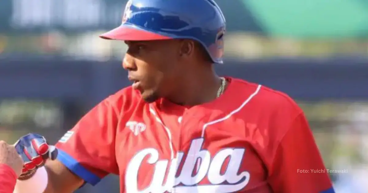 Equipo Cuba rumbo al Premier 12