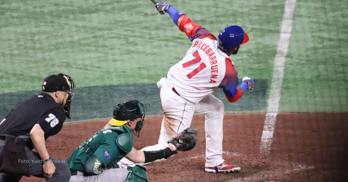 Erisbel Arruebarruena con uniforme de Equipo Cuba