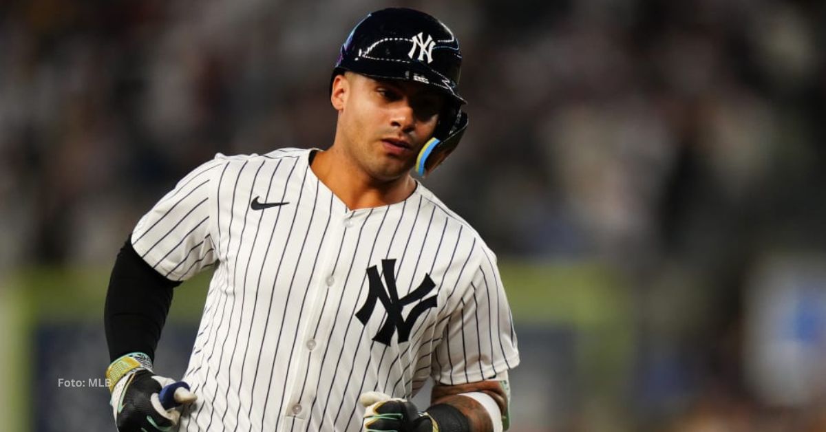 Gleyber Torres recorriendo las bases con New York Yankees