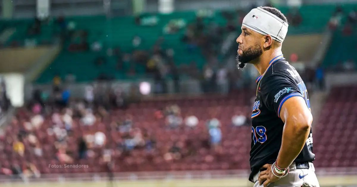 Jose Abreu con Senadores de San Juan