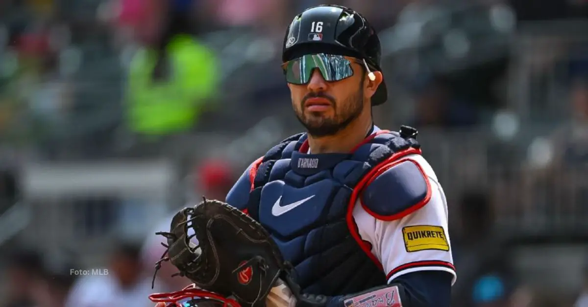 Travis d’Arnaud en Atlanta antes de firmar con Los Angeles Angels