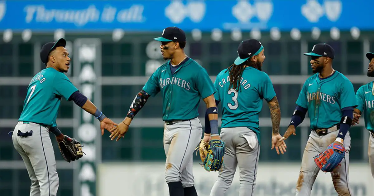 Seattle Mariners iniciaron movidos la temporada baja