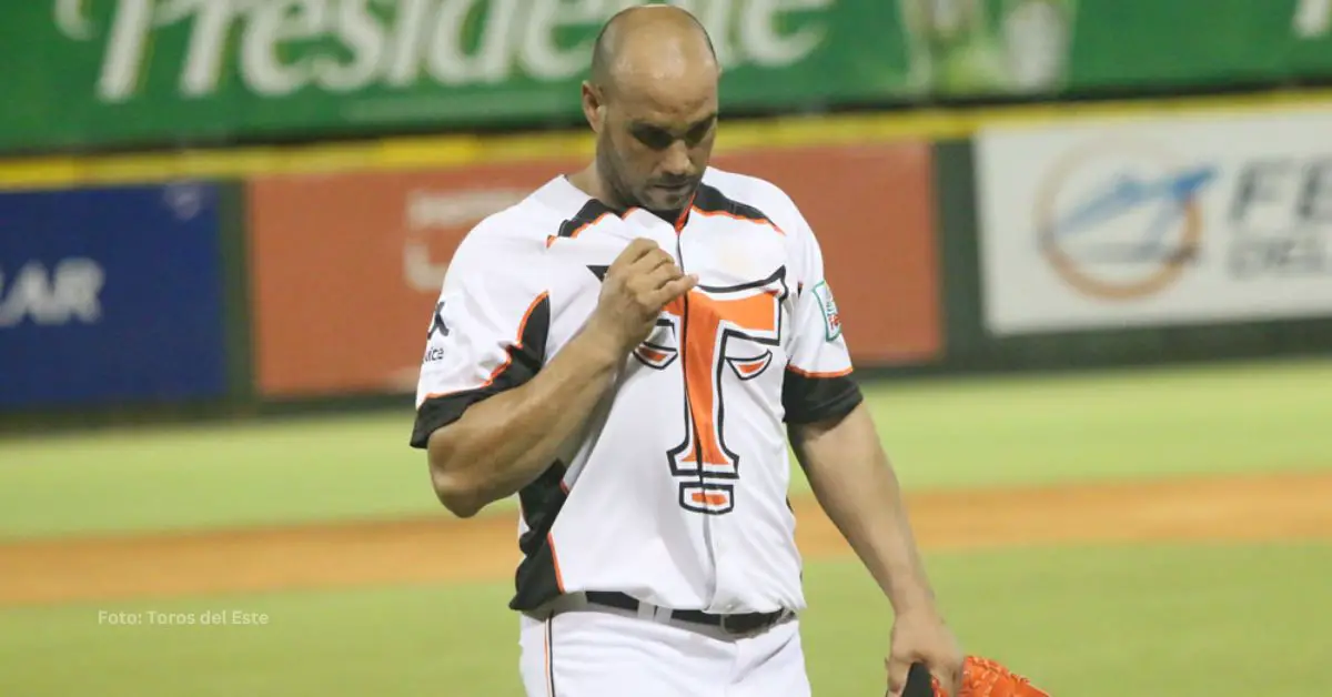 Raúl Valdés con Toros del Este