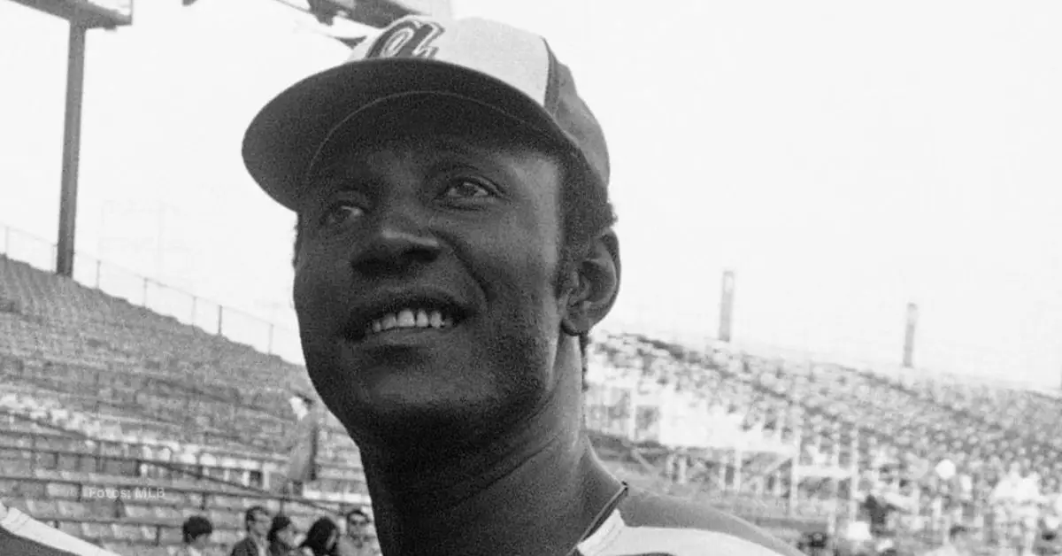 Rico Carty con la gorra de Atlanta Braves en MLB