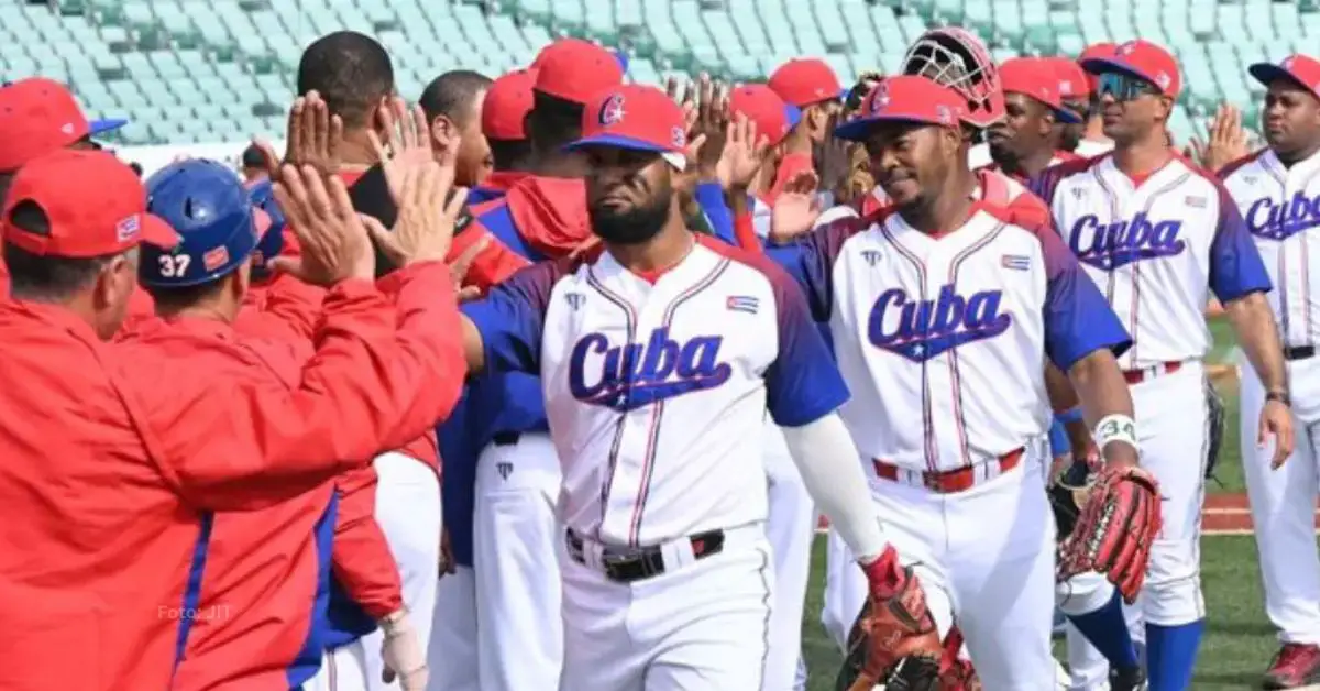 Equipo de Cuba celebrando una victoria