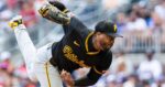 Aroldis Chapman lanzando con Pittsburgh Pirates