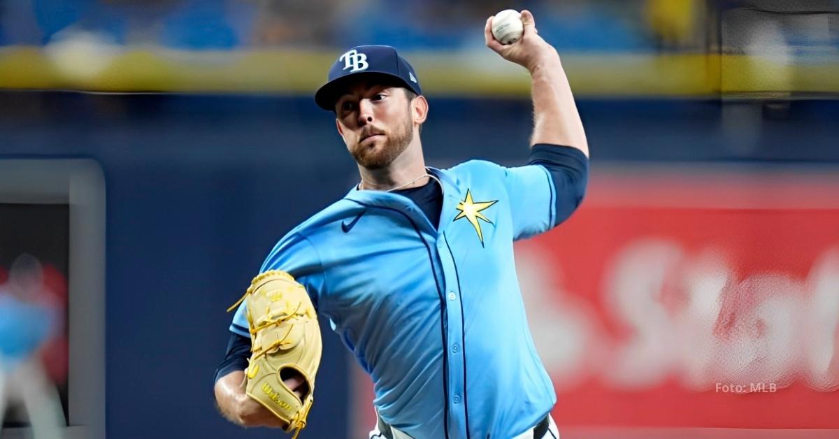 Jeffrey Springs lanzando en MLB con Tampa Bay Rays