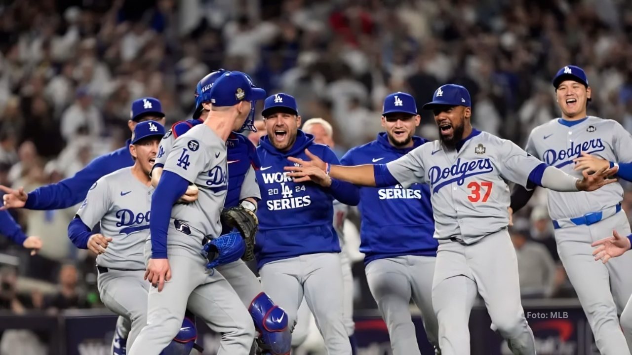 Jugadores de Los Angeles Dodgers celebrando