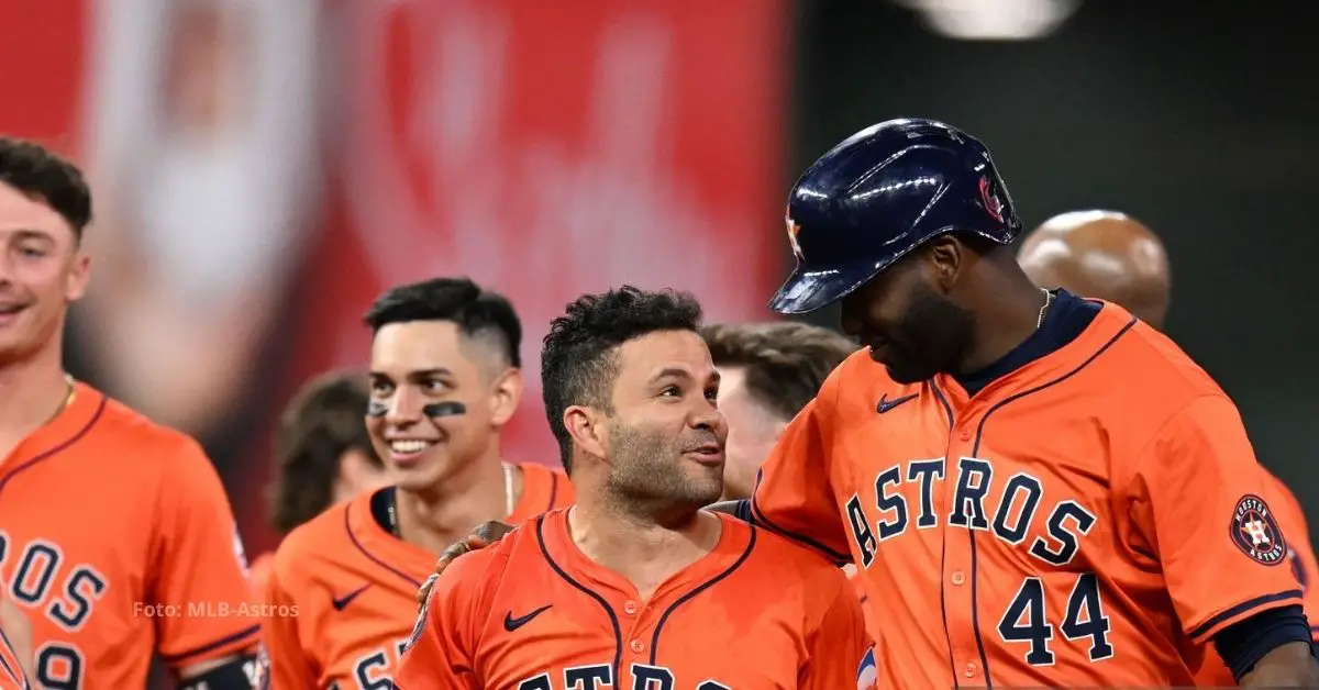 Altuve y Yordan con Houston Astros