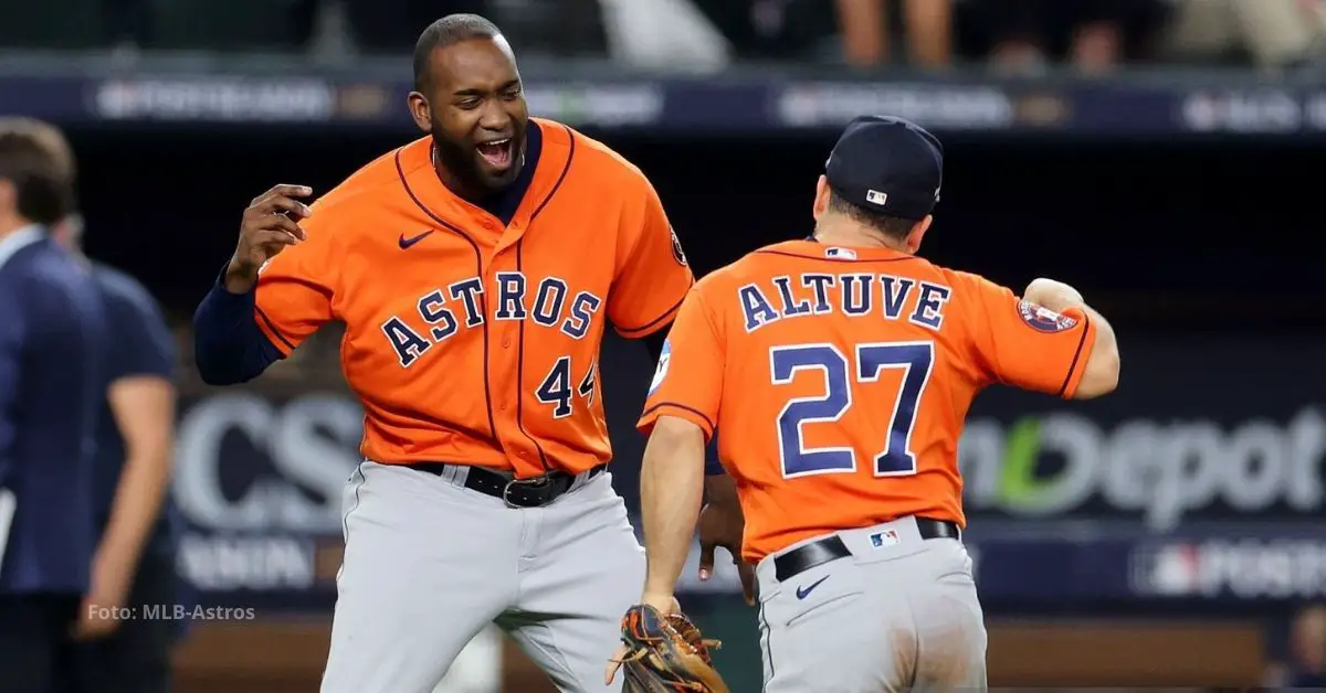 Altuve y Yordan con Houston Astros