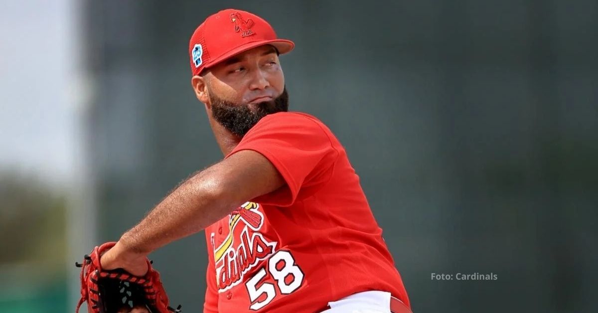 New York Yankees FIRMÓ pitcher venezolano para MLB 2025