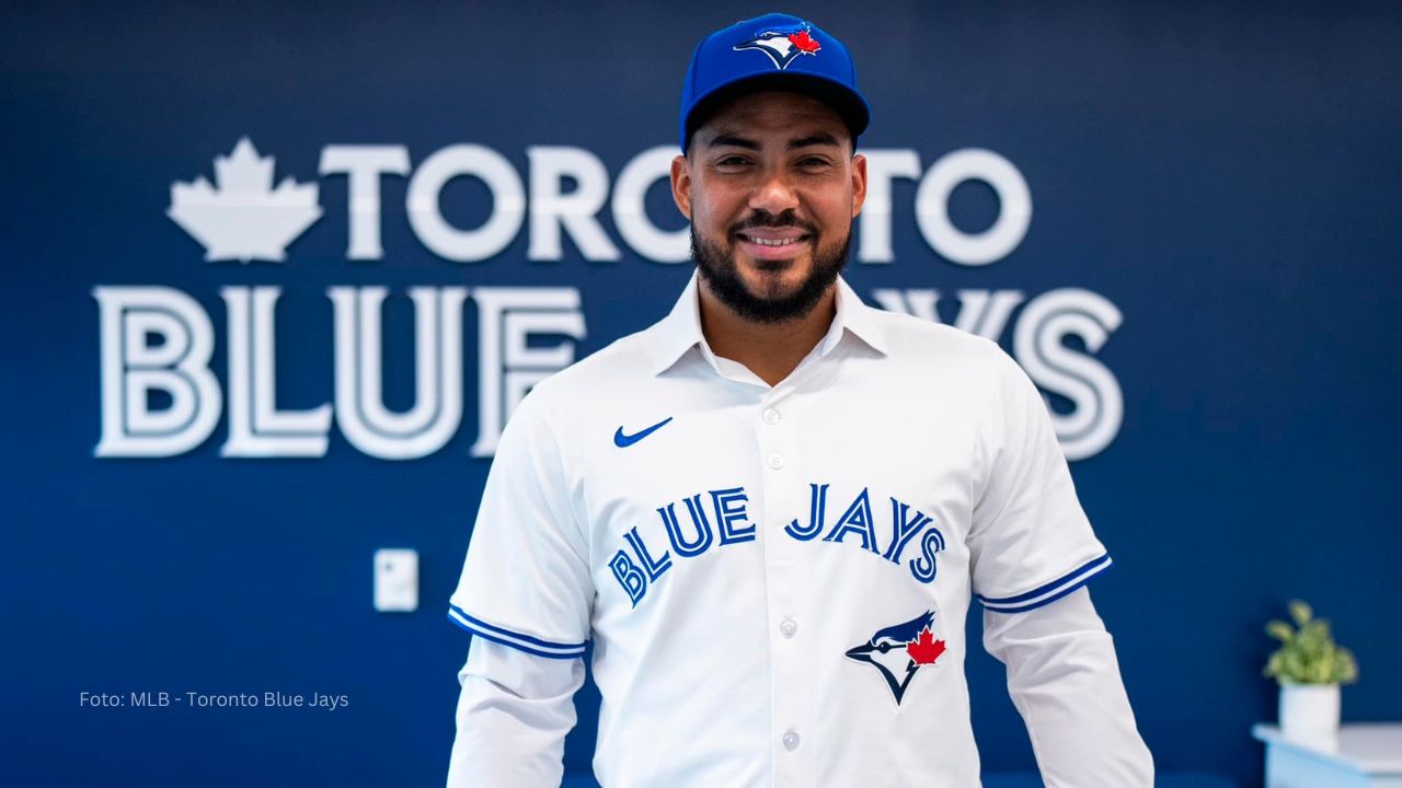 Anthony Santander contrato con Toronto Blue Jays