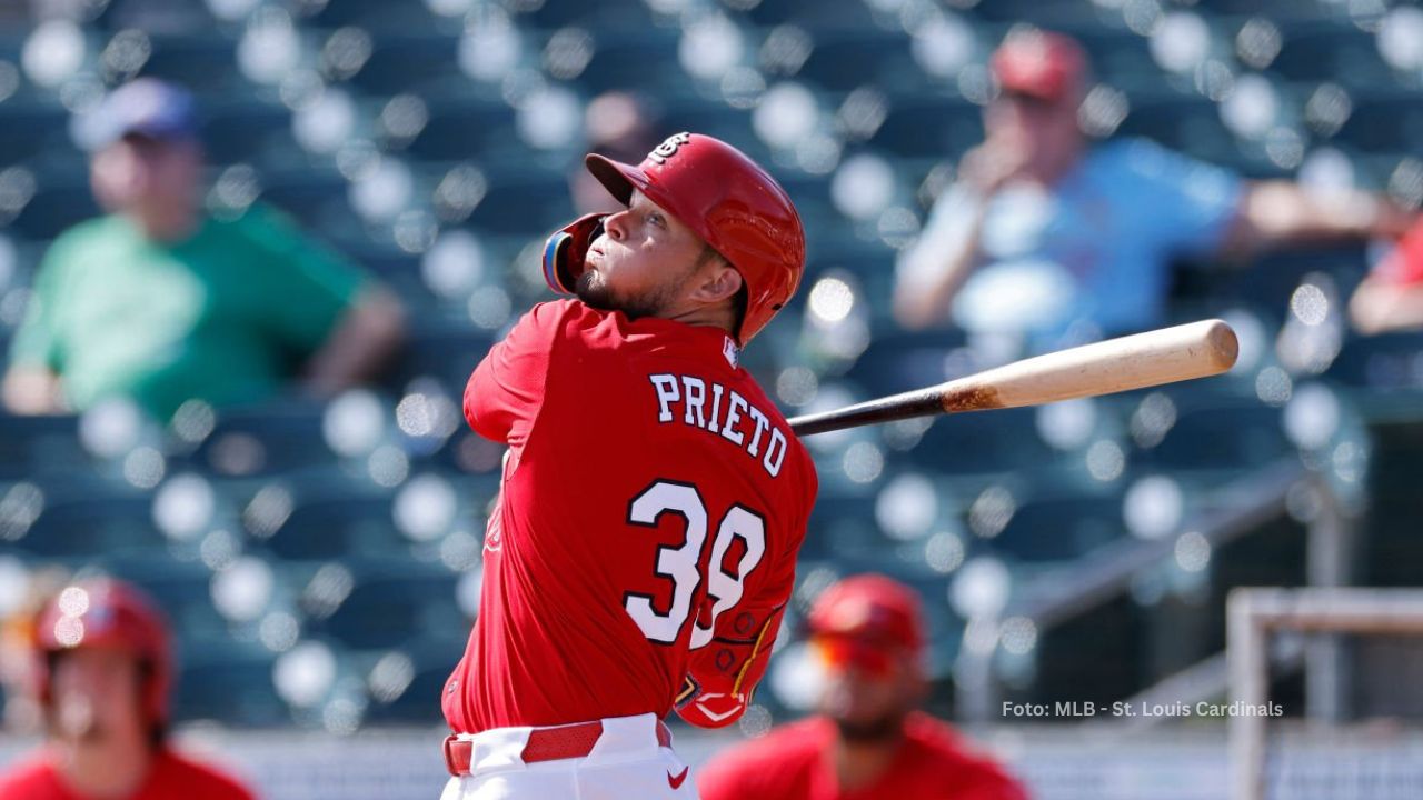 César Prieto se enfoca en Spring Training junto a varios MLB en Miami