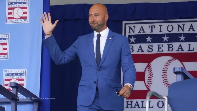 Derek Jeter en el Salón de la Fama