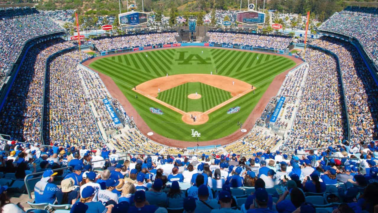 Dodgers firma 4 prospectos venezolanos y suman 11 en 2025