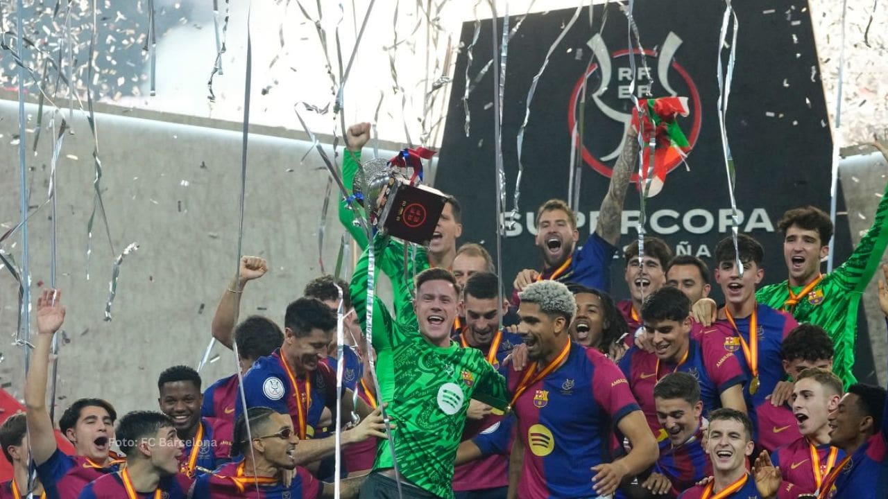 El Barcelona le ganó 5x2 la Supercopa de España al Real Madrid y repitió la historia de su holgado triunfo liguero de octubre pasado.