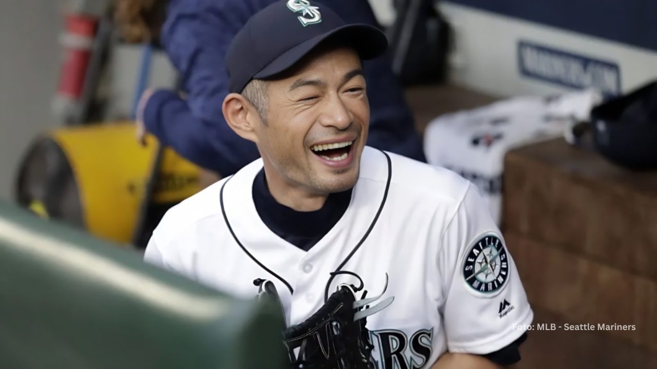 Ichiro Susuki en el dugout de Seattle Mariners