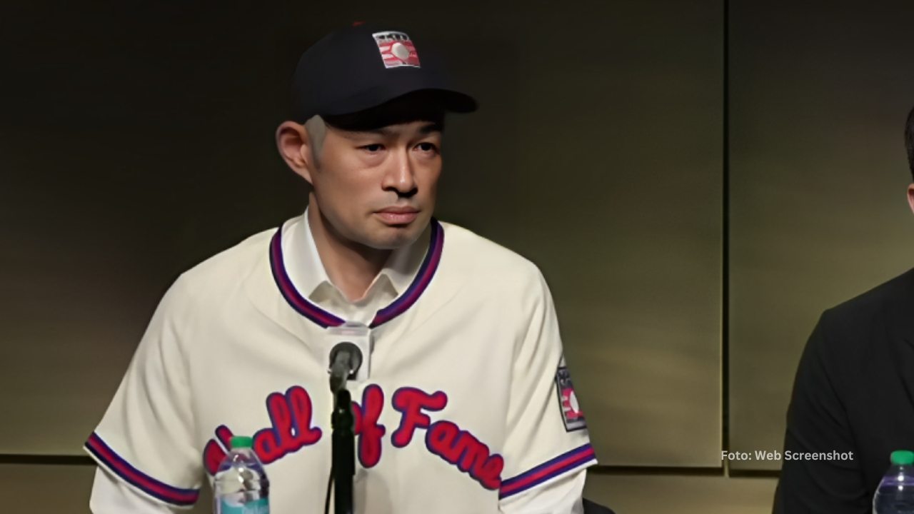 Ichiro Suzuki en la conferencia de prensa del Salón de la Fama de Cooperstown