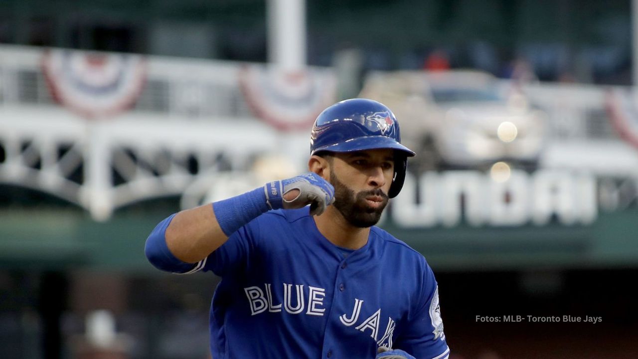 José Bautista apenas supera los 100 millones en MLB