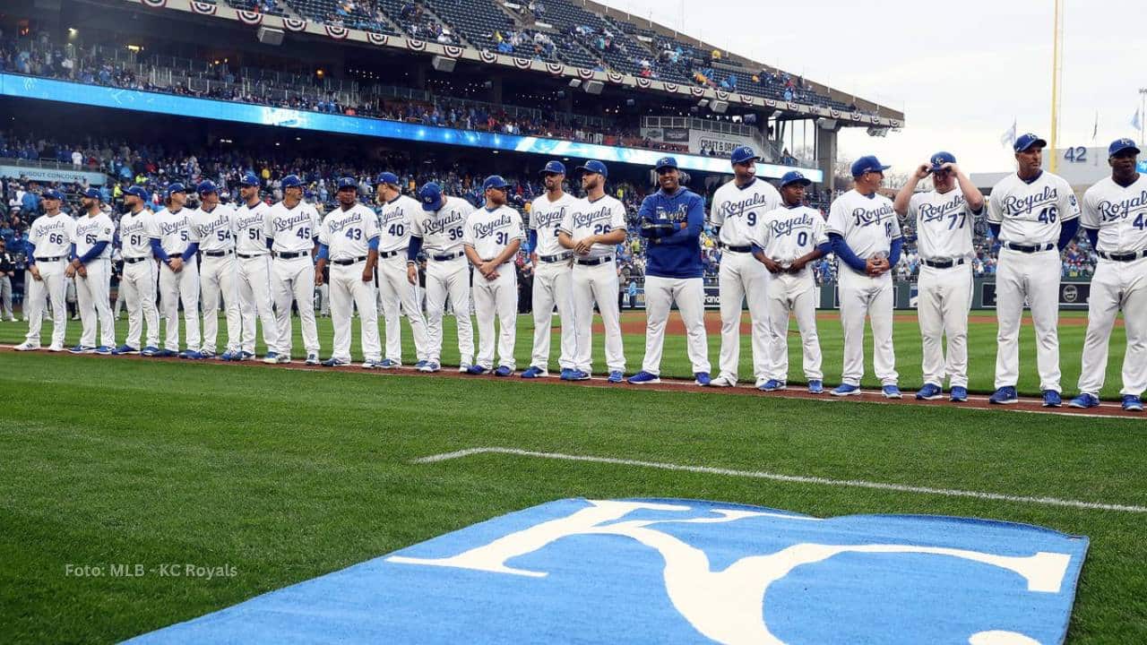 Kansas City Royals y su cuerpo técnico anunciaron de forma oficial los 23 peloteros invitados al Spring Training de MLB 2025