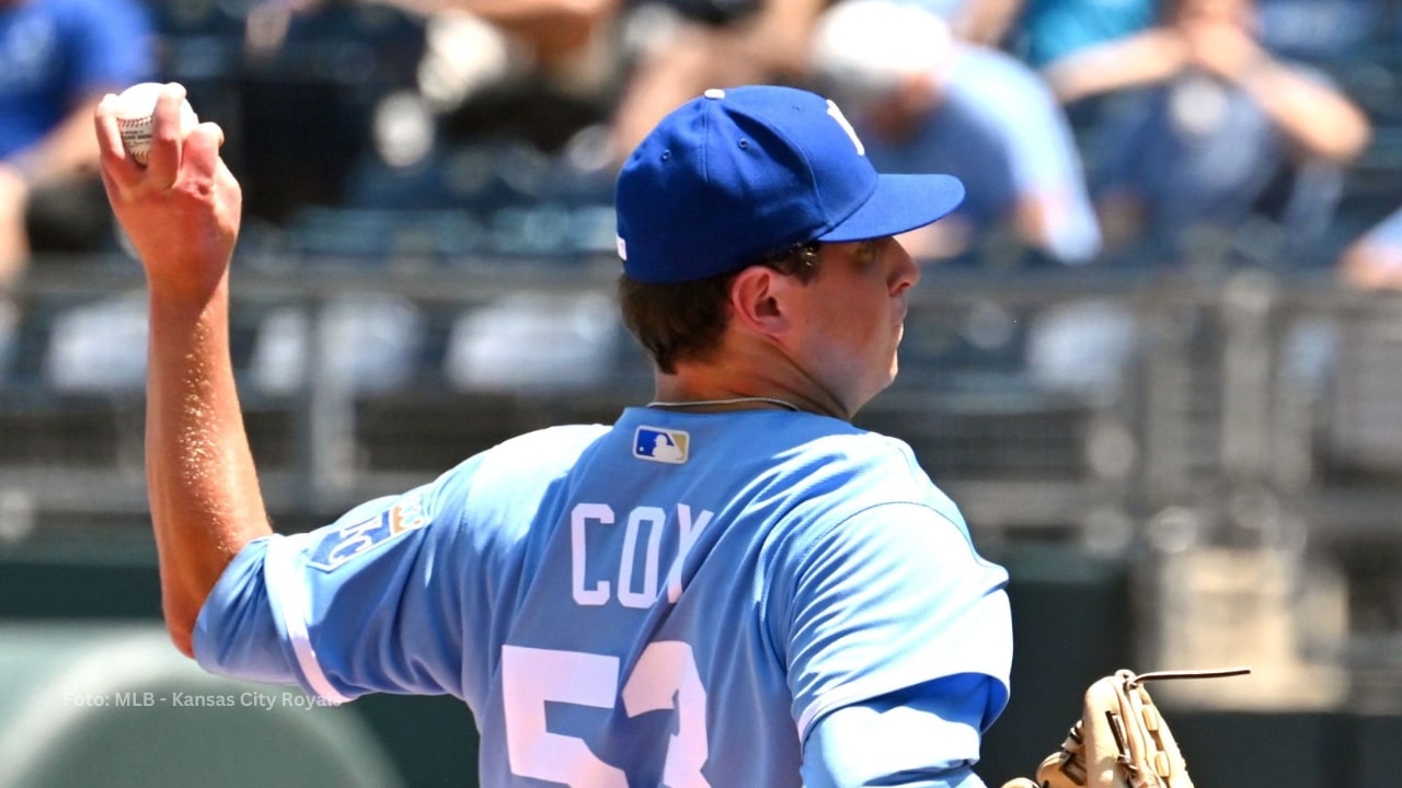 Kansas City Royals firma veterano lanzador Austin Cox para 2025