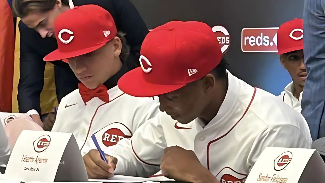 Liberts Aponte Cincinnati Reds