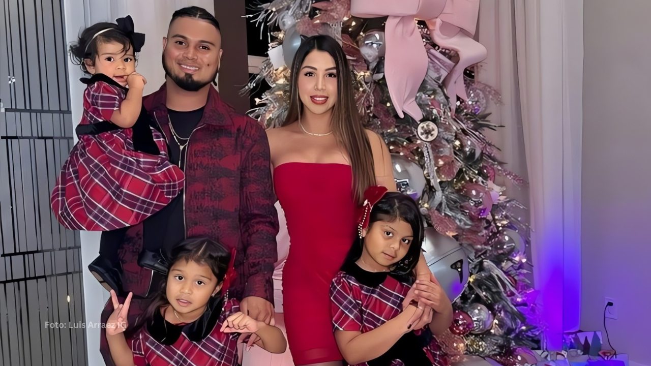 Luis Arráez con toda su familia en navidad